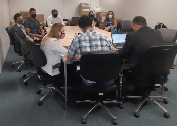 Sessão Publica Peter Lund Cortada