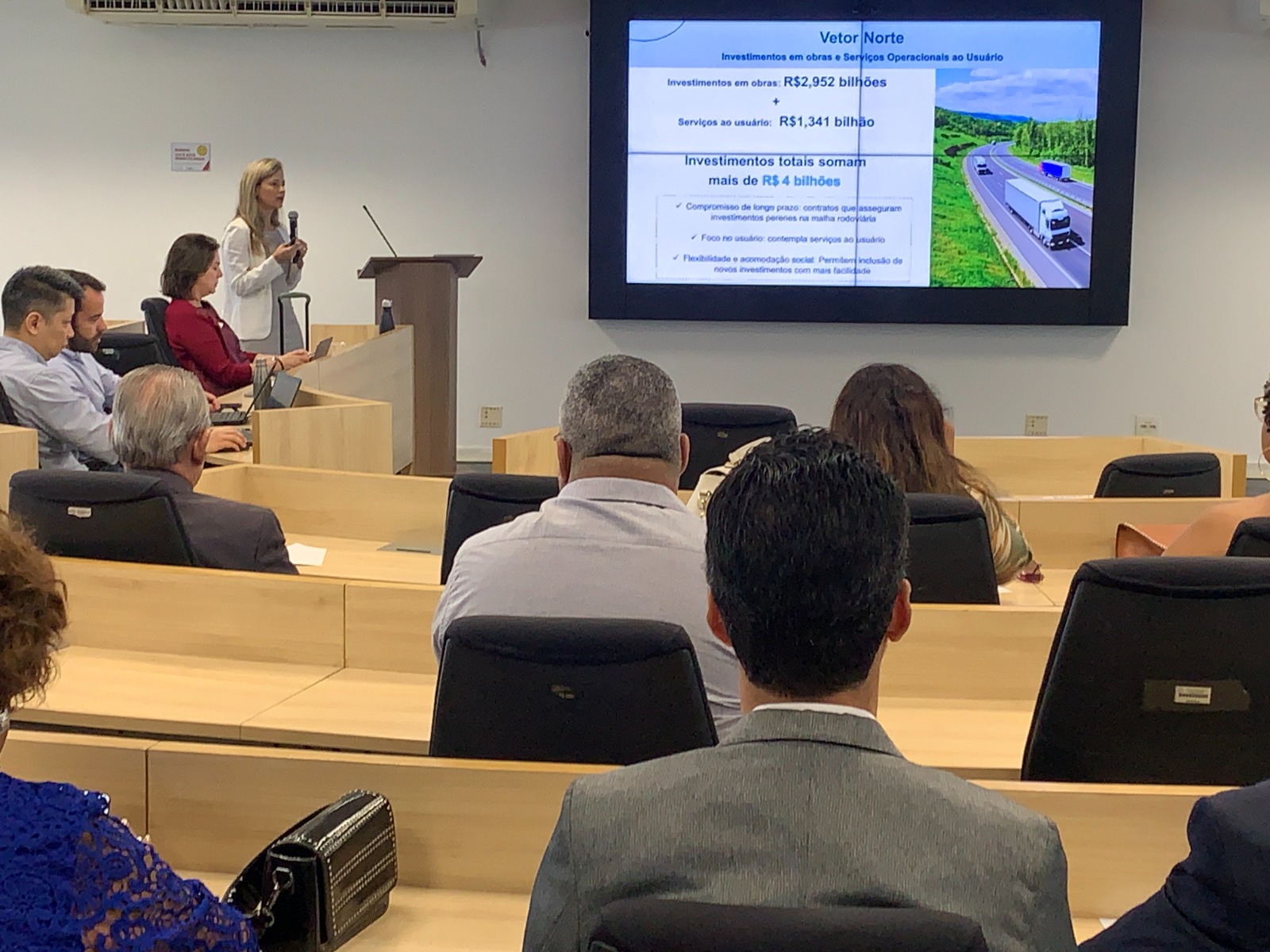 Governo de Minas realiza ciclo de audiências públicas do Lote Rodoviário Vetor Norte