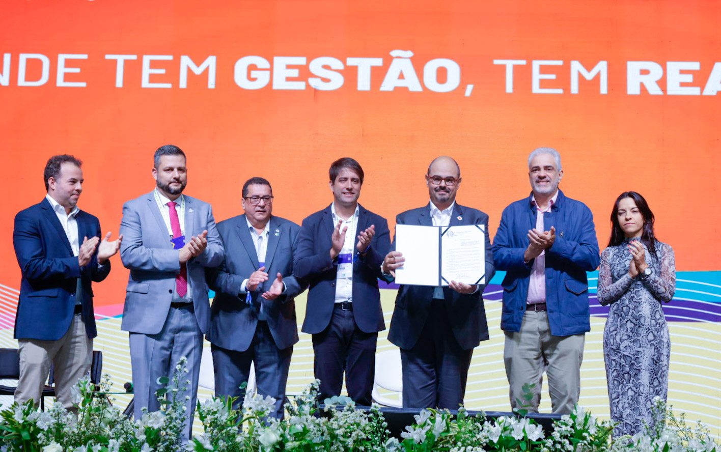 Governo de Minas lança edital da maior obra hospitalar do SUS no estado e projeta salto histórico no atendimento 