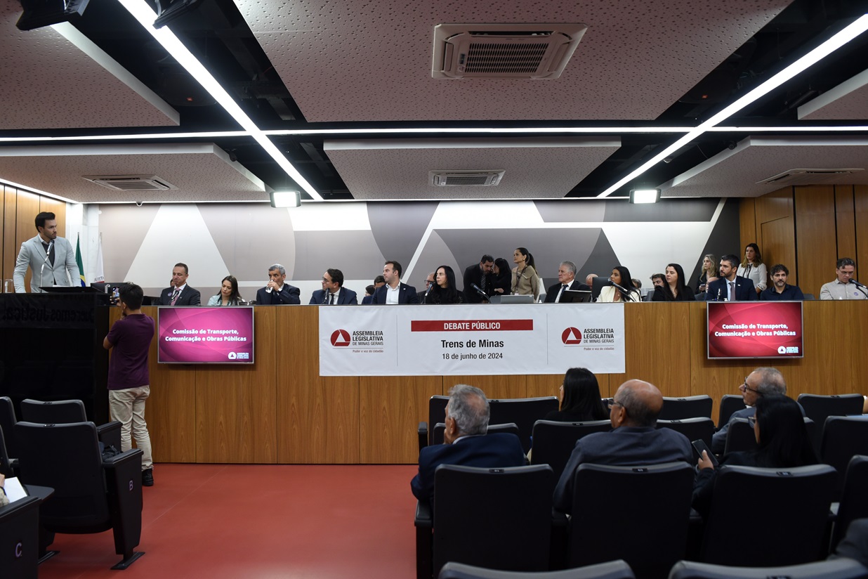 Seinfra participa de debate público sobre a renovação de concessões ferroviárias