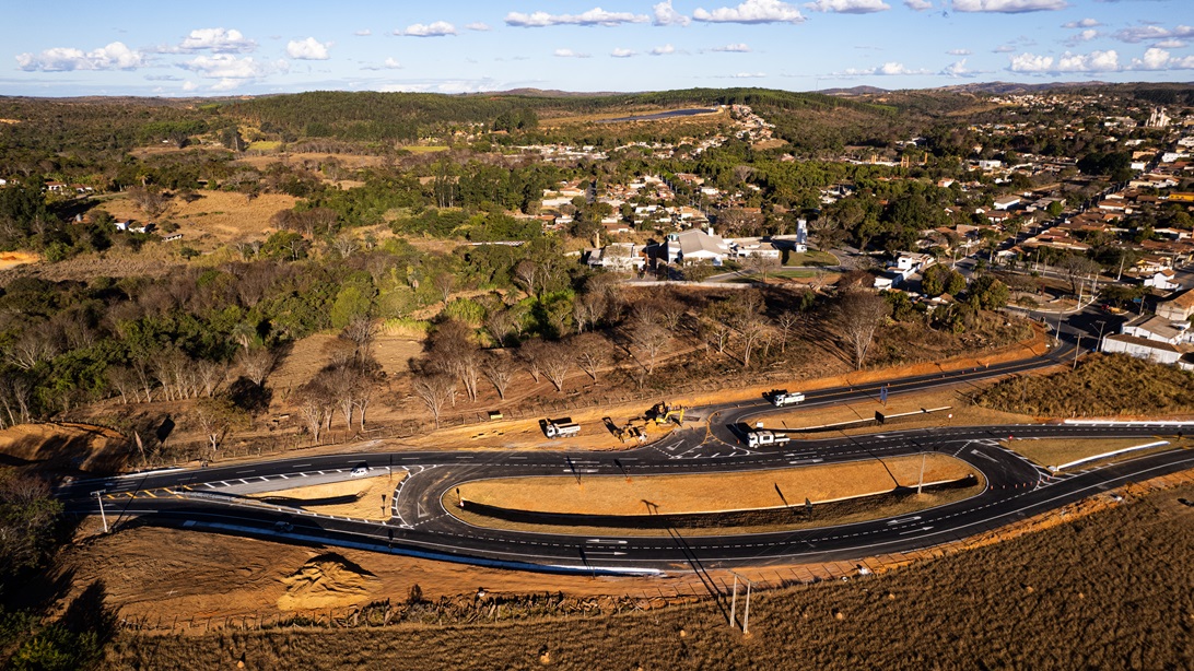 Novo contorno viário de Cordisburgo contribui para desenvolvimento econômico e preservação do patrimônio histórico