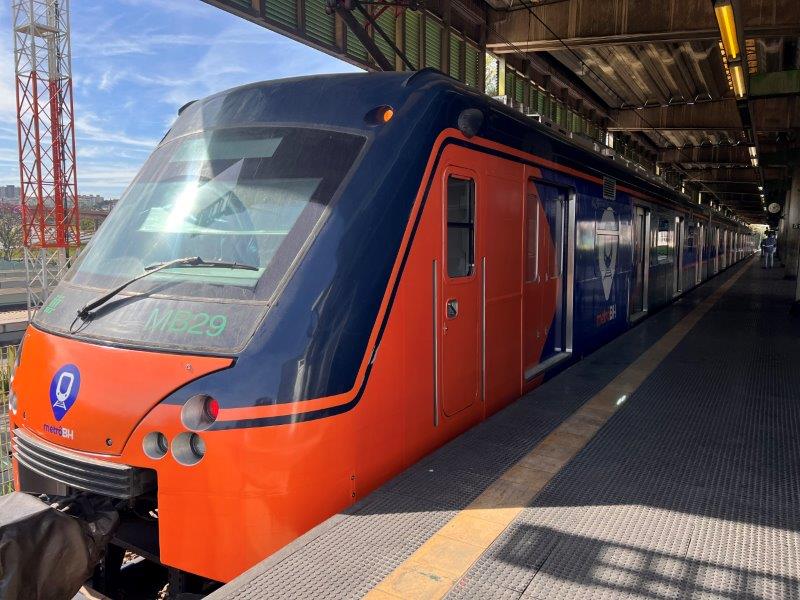 Metrô da RMBH terá operação especial para atender foliões durante Carnaval